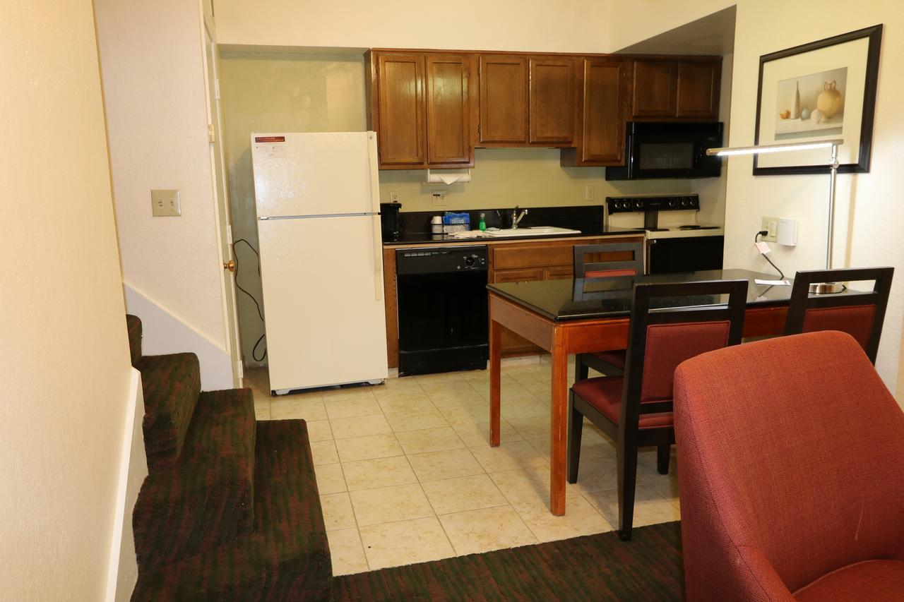Fairbridge Inn & Suites - Akron Copley Township - West Buitenkant foto