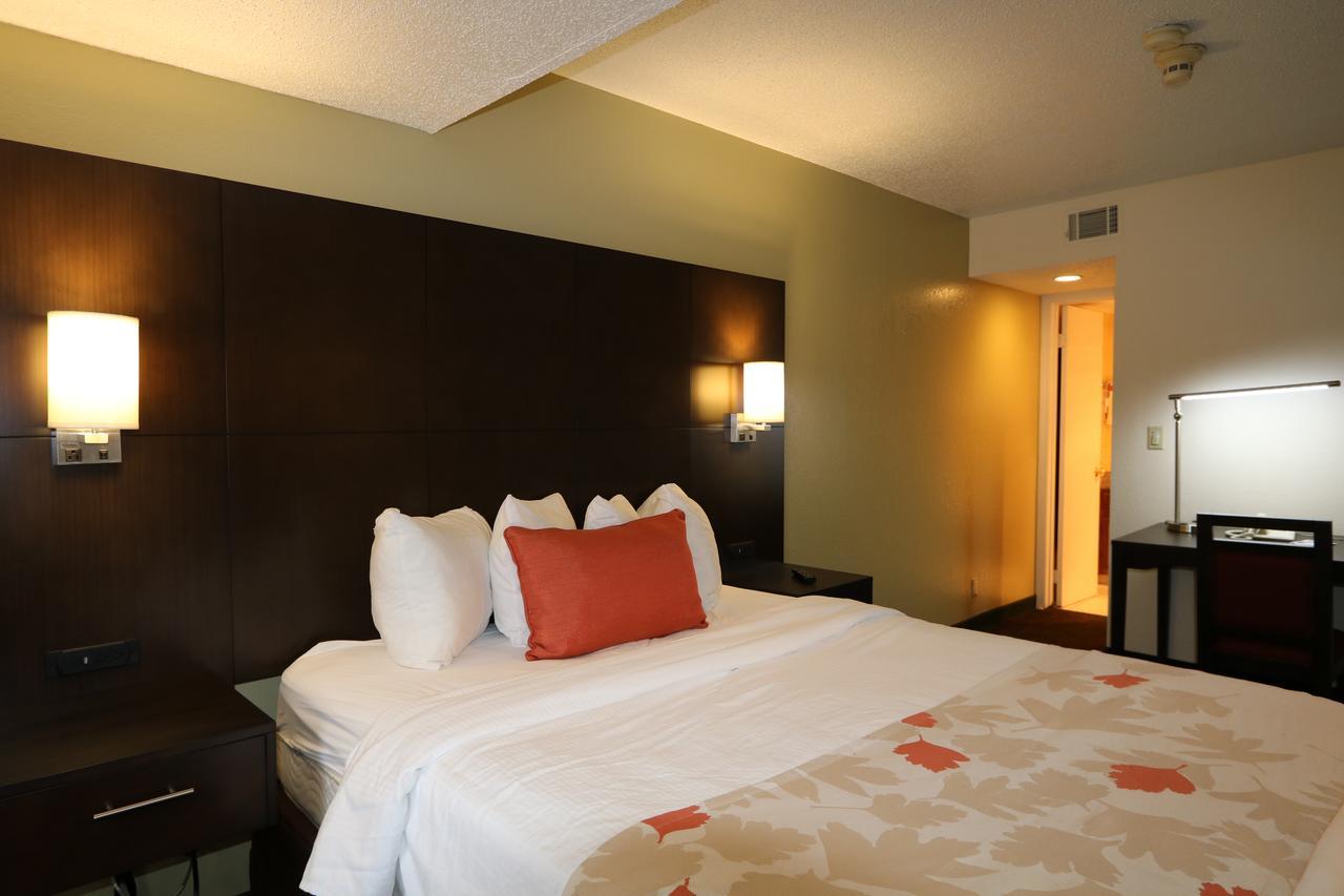 Fairbridge Inn & Suites - Akron Copley Township - West Buitenkant foto