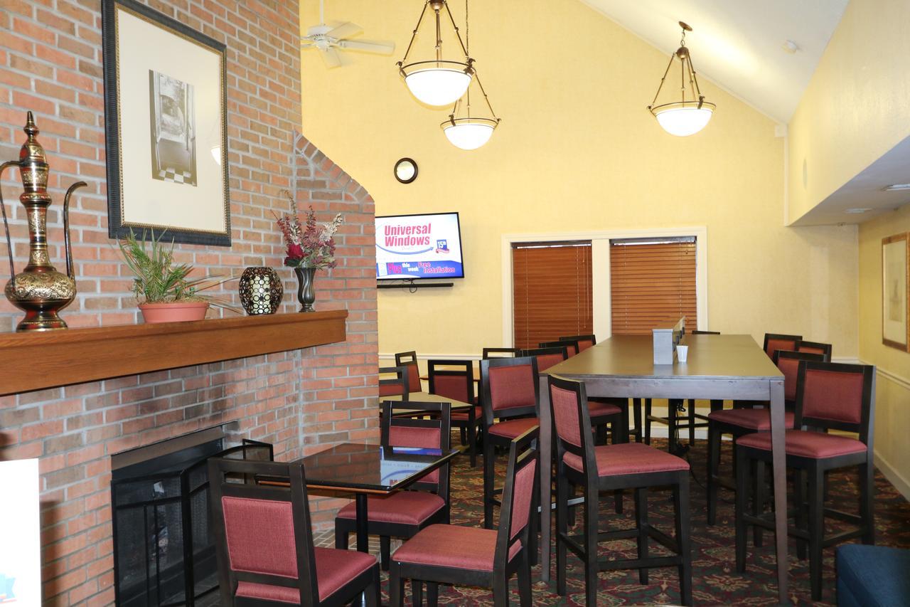 Fairbridge Inn & Suites - Akron Copley Township - West Buitenkant foto