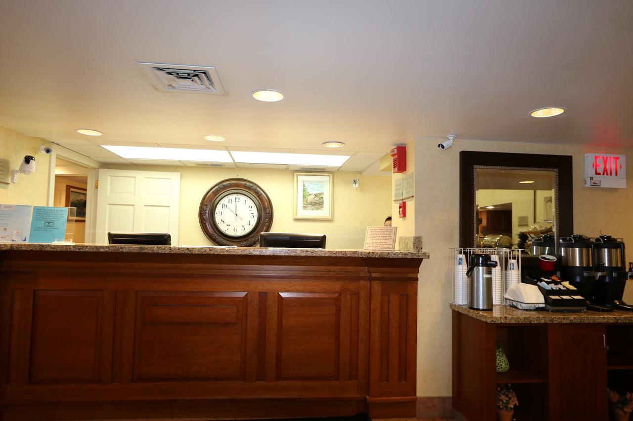 Fairbridge Inn & Suites - Akron Copley Township - West Buitenkant foto