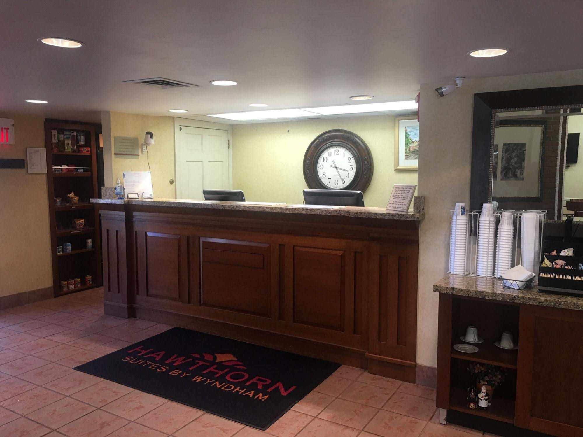 Fairbridge Inn & Suites - Akron Copley Township - West Buitenkant foto