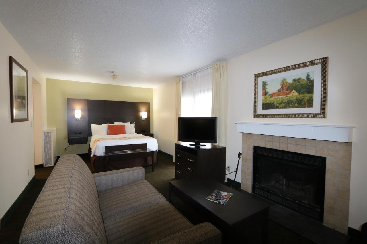 Fairbridge Inn & Suites - Akron Copley Township - West Kamer foto