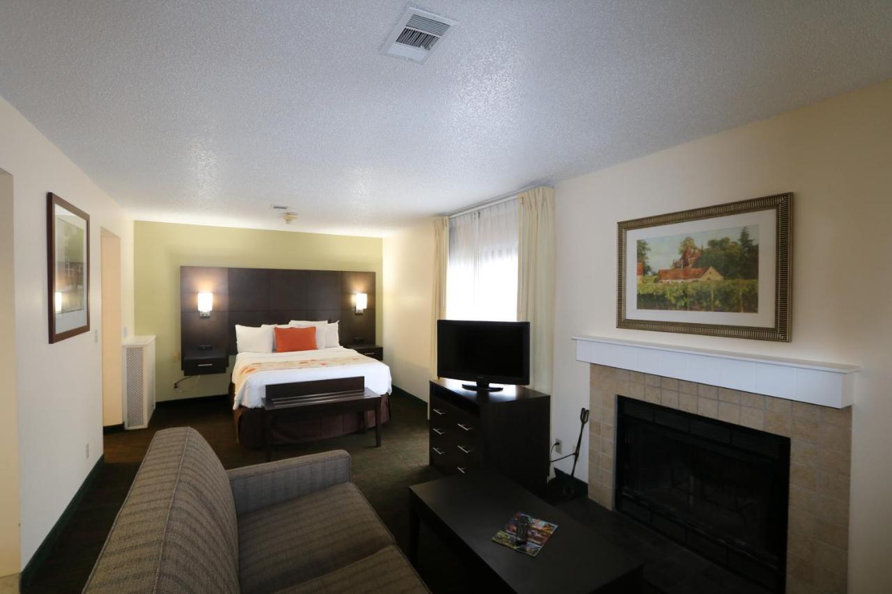 Fairbridge Inn & Suites - Akron Copley Township - West Kamer foto